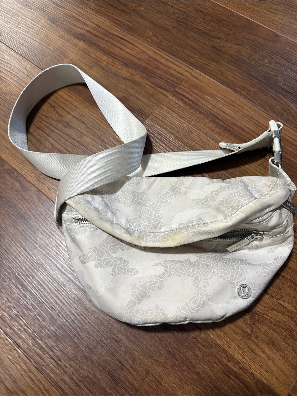 lululemon athletica Light Beige/Cream Crossbody Waist Bag